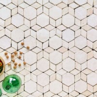 Baldosas blancas de barro cocido