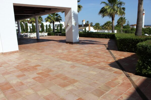 Suelos de barro rústicos