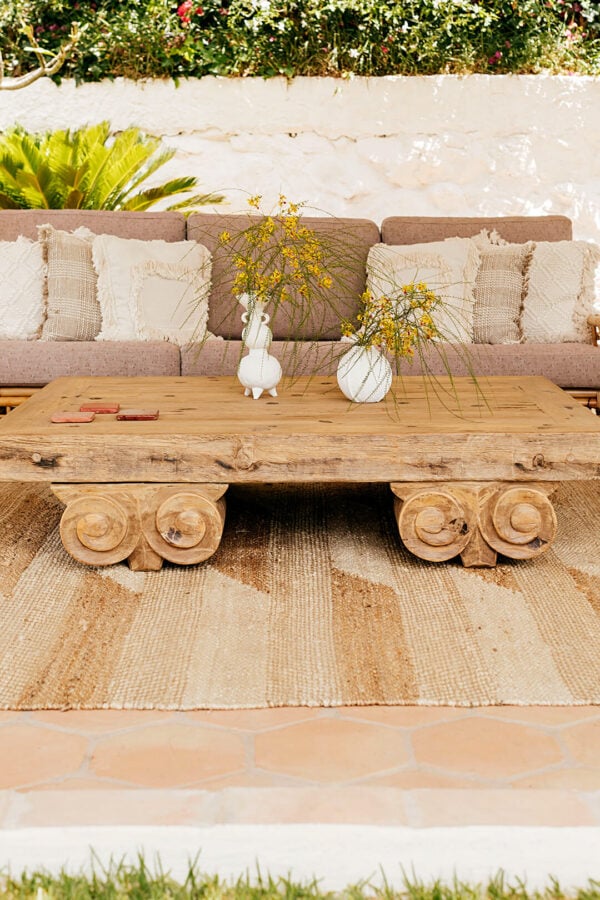 Baldosa de barro hexágono en un exterior en Málaga