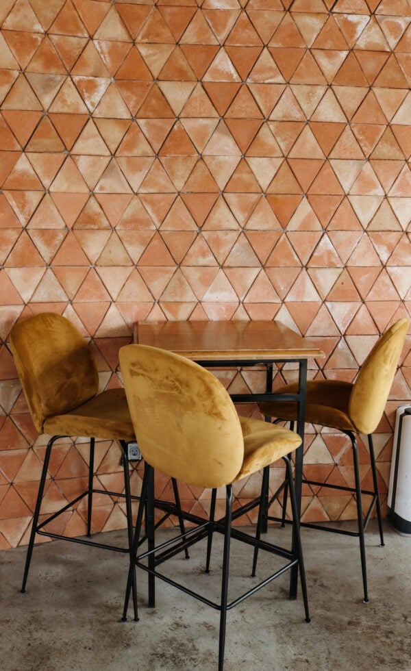 Mural de Triángulo 20 en Batik