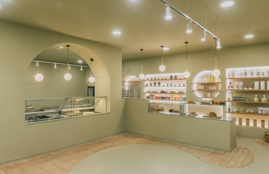 Home-made bread and cakes in Lorca, with a rustic touch