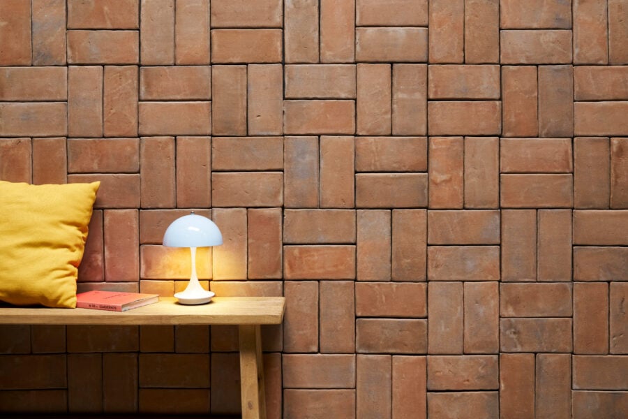 Baldosa de barro de alta temperatura marrón hecho a mano