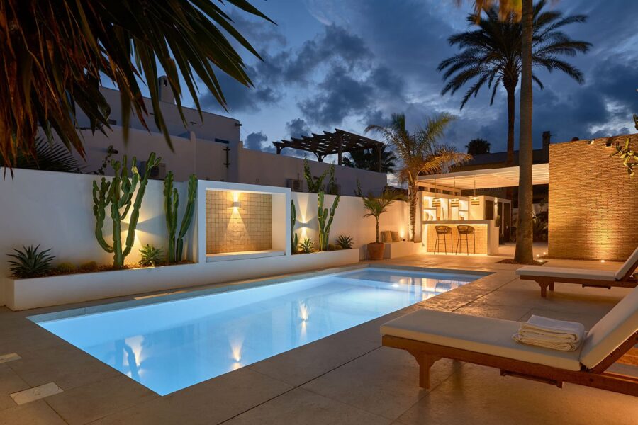 Square clay tiles for a swimming pool in Vera, Almeria, Spain