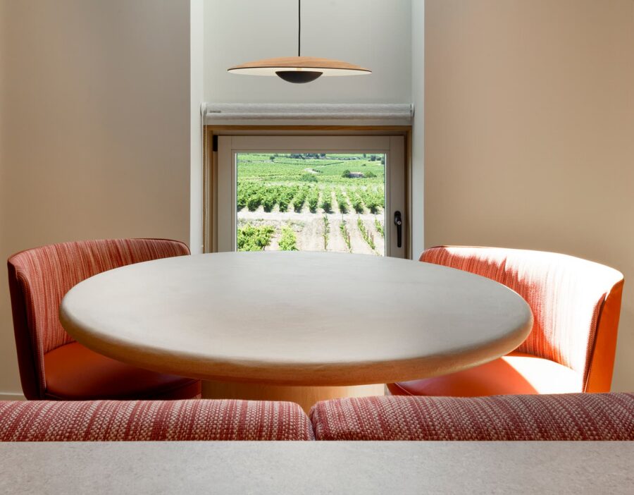 Sleep Over the Vineyards: Red Clay Bricks Decorate a Wine Tourism Apartment in La Rioja