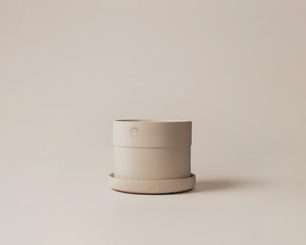 macetero modelo ribera en tono blanco pajizo